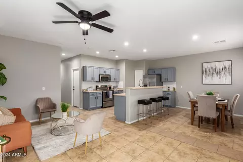 6834 N 81st Dr, Glendale, AZ 85303