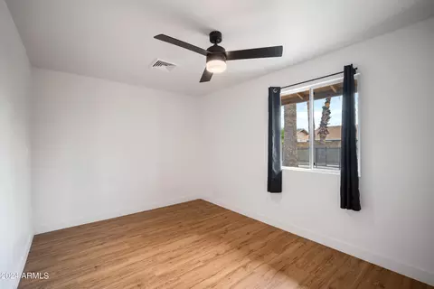 1 E Saint John Rd, Phoenix, AZ 85022 photo 18