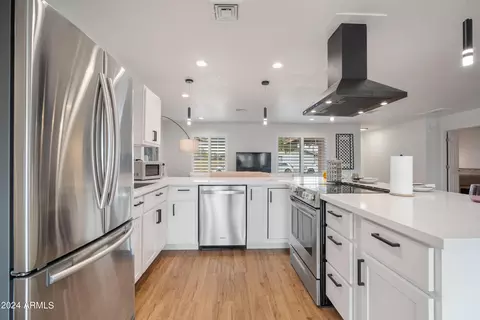 1 E Saint John Rd, Phoenix, AZ 85022 photo 8
