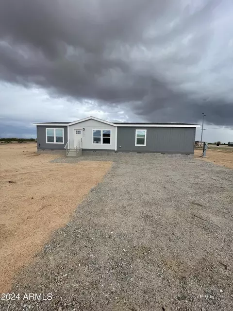 34806 W Chickasaw St, Tonopah, AZ 85354