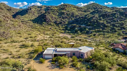 View/Area - 2215 E Siesta Dr, Phoenix, AZ 85042 photo 4 of 18