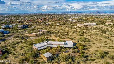 View/Area - 2215 E Siesta Dr, Phoenix, AZ 85042 photo 11 of 18