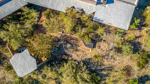 View/Area - 2215 E Siesta Dr, Phoenix, AZ 85042 photo 9 of 18