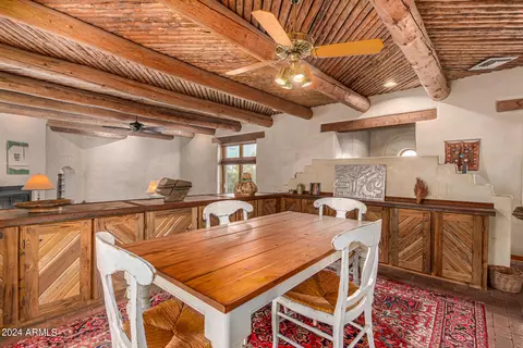 Dining - 2215 E Siesta Dr, Phoenix, AZ 85042 photo 3 of 3