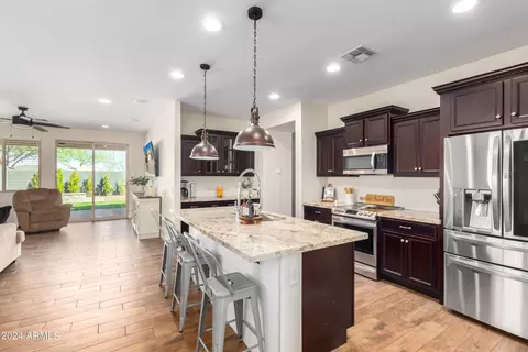 Kitchen - 30813 N 25th Dr, Phoenix, AZ 85085 photo 3 of 5
