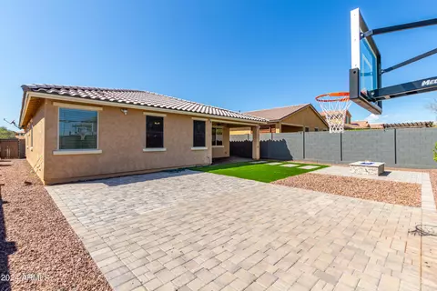 Exterior - 30813 N 25th Dr, Phoenix, AZ 85085 photo 12 of 14