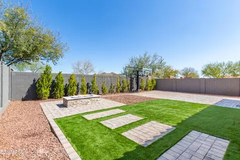 Exterior - 30813 N 25th Dr, Phoenix, AZ 85085 photo 10 of 14