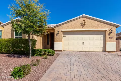 Exterior - 30813 N 25th Dr, Phoenix, AZ 85085 photo 2 of 14