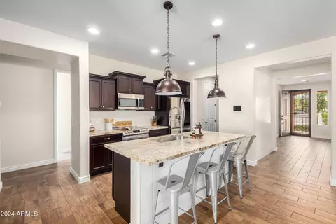 Kitchen - 30813 N 25th Dr, Phoenix, AZ 85085 photo 2 of 5