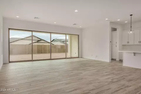 8133 E Jacaranda St, Mesa, AZ 85207 photo 5
