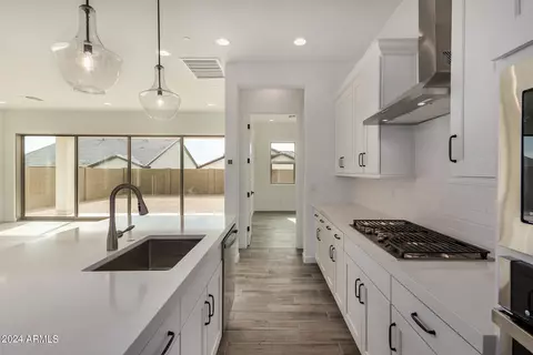 8133 E Jacaranda St, Mesa, AZ 85207 photo 4