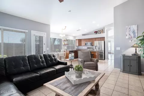 2826 E Park View Ln, Phoenix, AZ 85024 photo 11