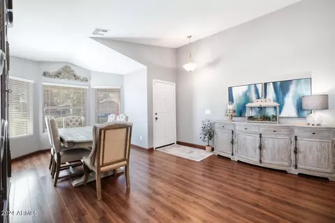 2826 E Park View Ln, Phoenix, AZ 85024 photo 5