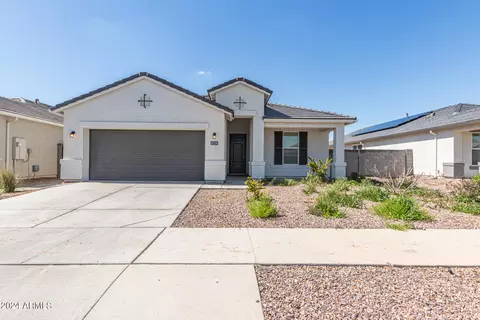 8214 S 44th Gln, Laveen, AZ 85339