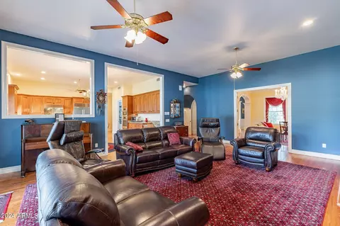 Living - 4661 E Garnet Cir, Mesa, AZ 85206 photo 1 of 2
