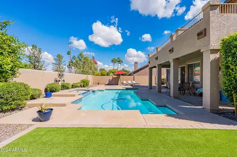 Exterior - 2318 E Anchor Dr, Gilbert, AZ 85234 photo 6 of 9
