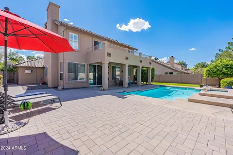 Exterior - 2318 E Anchor Dr, Gilbert, AZ 85234 photo 2 of 9