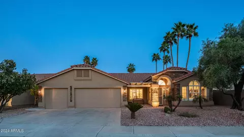 11049 S 44th St, Phoenix, AZ 85044
