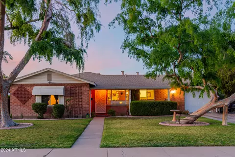 1726 W Monterosa St, Phoenix, AZ 85015