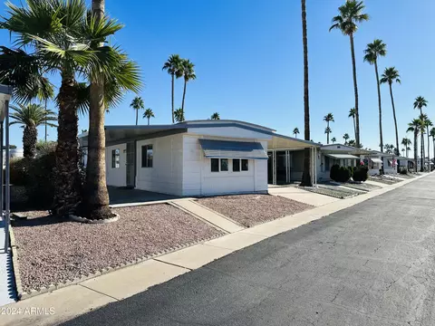303 S Recker Rd #47, Mesa, AZ 85206