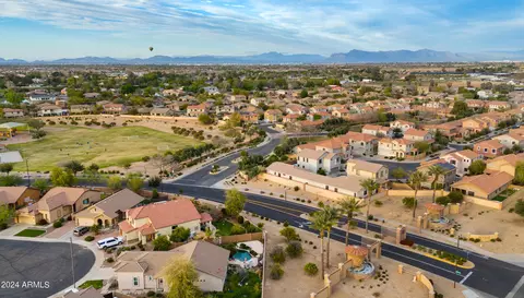View/Area - 3861 E Flower St, Gilbert, AZ 85298 photo 8 of 16