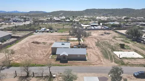 3535 W Mcarthur Rd #-, Phoenix, AZ 85083
