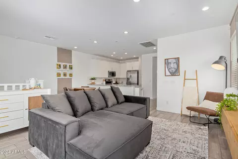 9902 E Wavelength Ave, Mesa, AZ 85212 photo 6