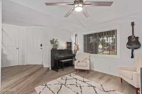 Bedroom - 170 E Guadalupe Rd #105, Gilbert, AZ 85234 photo 1 of 4