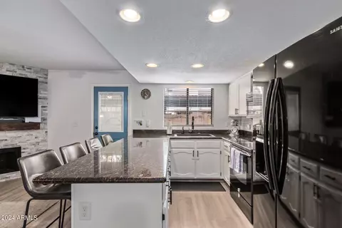 Kitchen - 170 E Guadalupe Rd #105, Gilbert, AZ 85234 photo 3 of 3