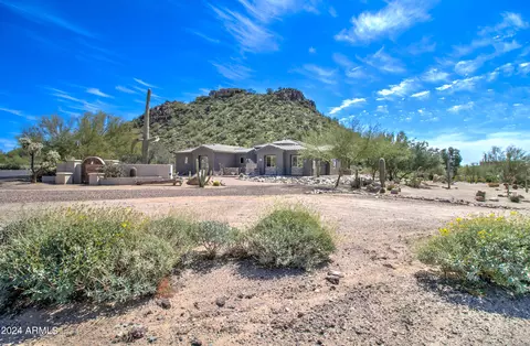 9015 E Omega St, Mesa, AZ 85207
