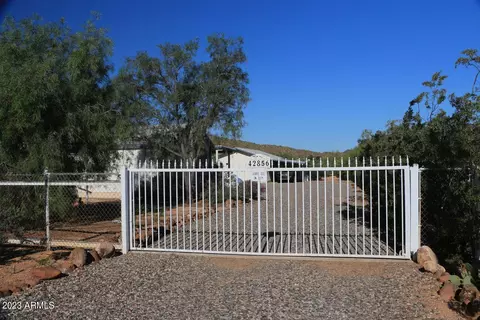 42856 N 16th St, New River, AZ 85087