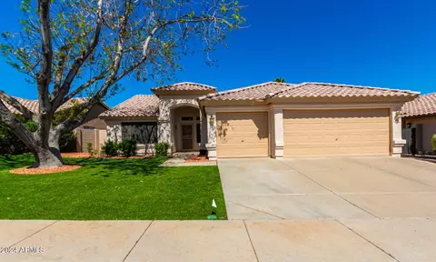 1142 W Honeysuckle Ln, Chandler, AZ 85248