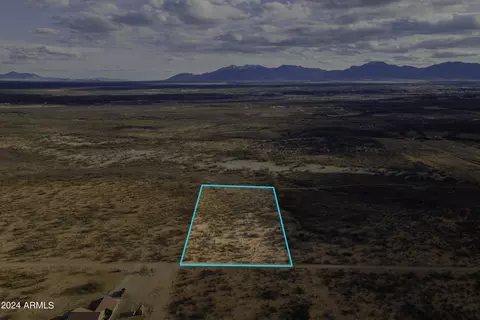 1092 Elijah Pl #7, Huachuca City, AZ 85616