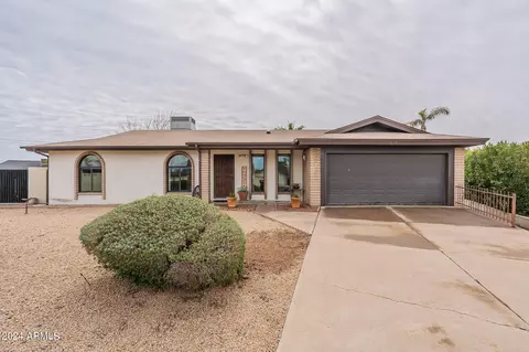 235 W Beck Ln, Phoenix, AZ 85023