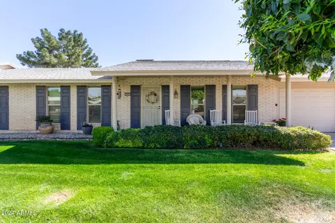 10807 W Kelso Dr, Sun City, AZ 85351