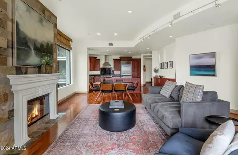 Living - 8 E Biltmore Est #206, Phoenix, AZ 85016 photo 4 of 4