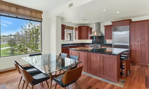 Dining - 8 E Biltmore Est #206, Phoenix, AZ 85016 photo 1 of 3