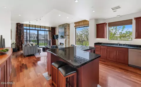 Kitchen - 8 E Biltmore Est #206, Phoenix, AZ 85016 photo 2 of 3