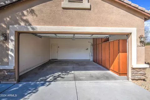 Exterior - 2140 E Kings Ave, Phoenix, AZ 85022 photo 5 of 10