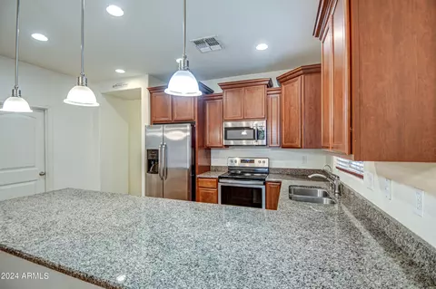 Kitchen - 2140 E Kings Ave, Phoenix, AZ 85022 photo 5 of 5