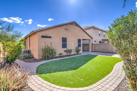 Exterior - 2140 E Kings Ave, Phoenix, AZ 85022 photo 8 of 10