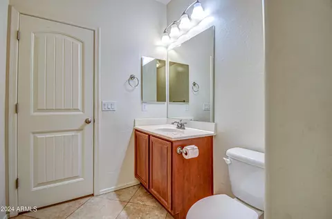 Bath - 2140 E Kings Ave, Phoenix, AZ 85022 photo 6 of 11