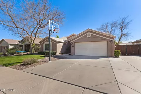 4495 E Laurel Ave, Gilbert, AZ 85234 photo 2