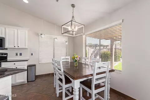 4495 E Laurel Ave, Gilbert, AZ 85234 photo 9