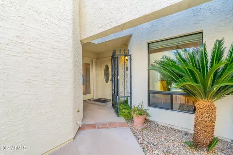 2414 E Palo Verde Dr, Phoenix, AZ 85016 photo 8