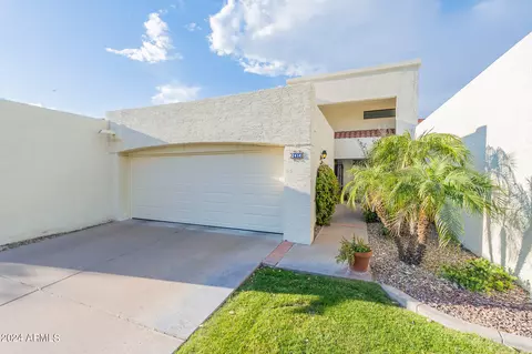 2414 E Palo Verde Dr, Phoenix, AZ 85016 photo 7