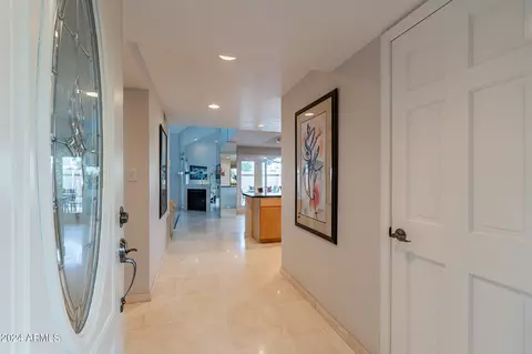 2414 E Palo Verde Dr, Phoenix, AZ 85016 photo 9