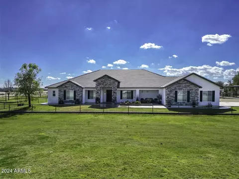 205 W Red Fern Rd, San Tan Valley, AZ 85140