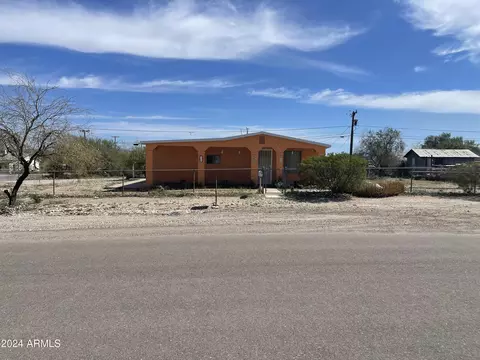 920 N Thompson Ave, Ajo, AZ 85321