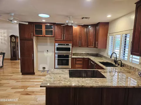 948 E Grandview Rd, Phoenix, AZ 85022 photo 12